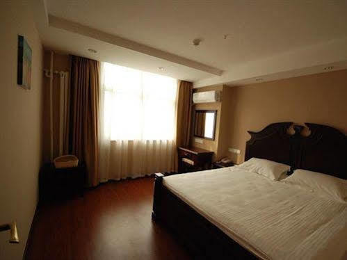 Greentree Inn Henan Luoyang Wangcheng Square Business Hotel エクステリア 写真